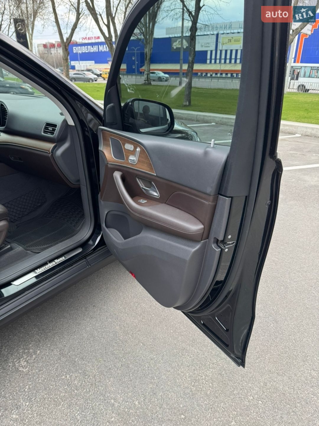 Mercedes-Benz Gle 300D 2019 VIN WDC1671191A047282 фото оголошення 24 з 35