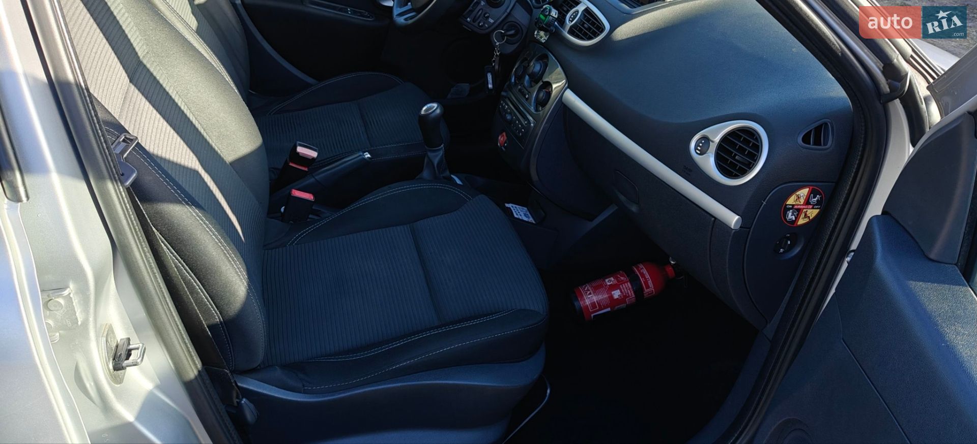 Renault Clio 2012 VIN VF1KR2V4H48136765 фото оголошення 8 з 17