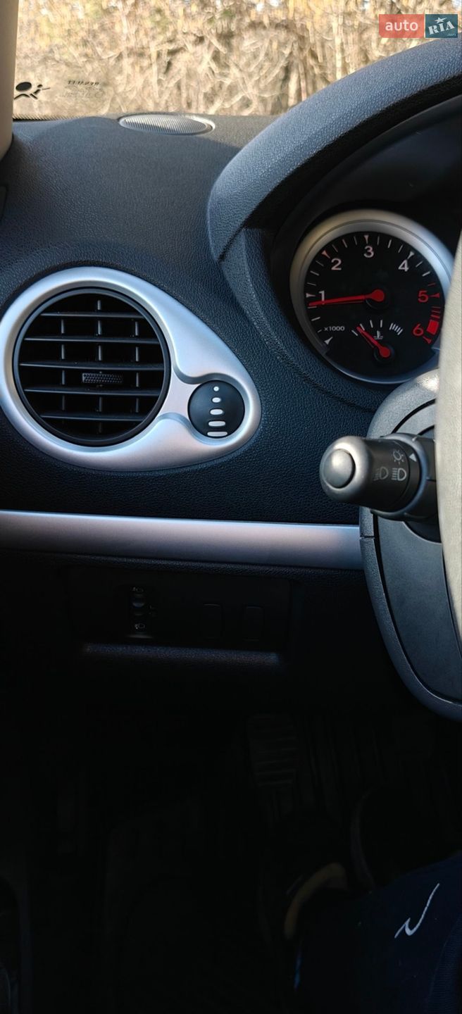 Renault Clio 2012 VIN VF1KR2V4H48136765 фото оголошення 15 з 17