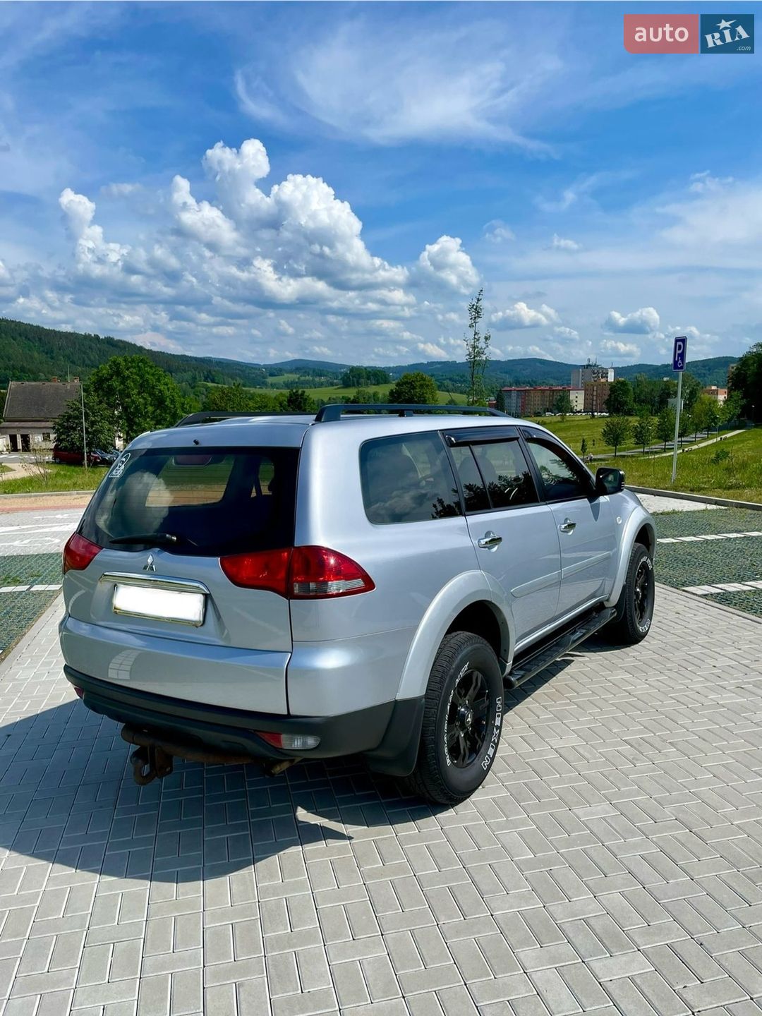 Mitsubishi Pajero Sport 2013 VIN MMCGNKH40EDZ00168 фото оголошення 3 з 33