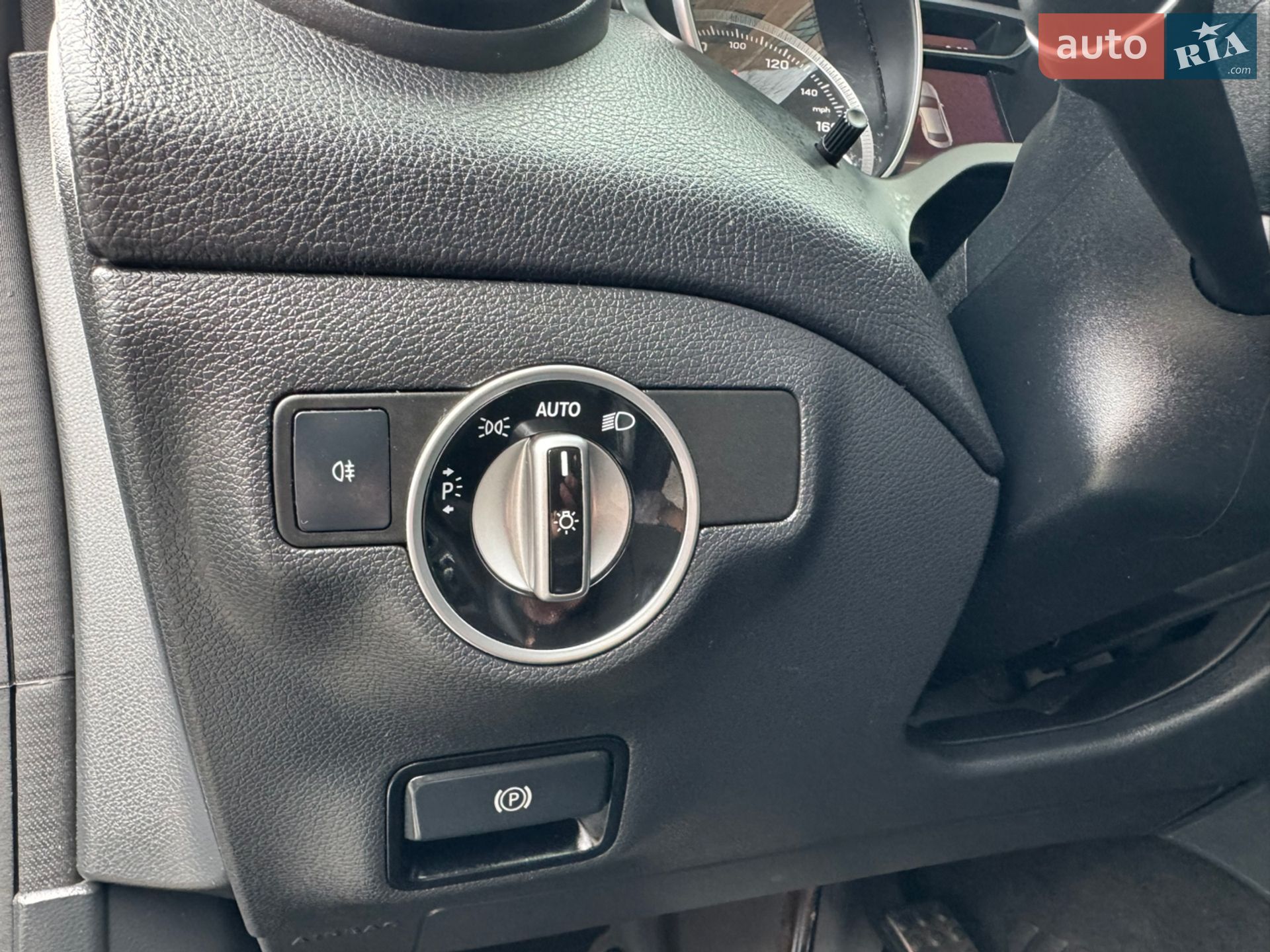 Mercedes-Benz CLA-Class 2017 VIN WDDSJ4GB1JN547289 фото оголошення 27 з 45