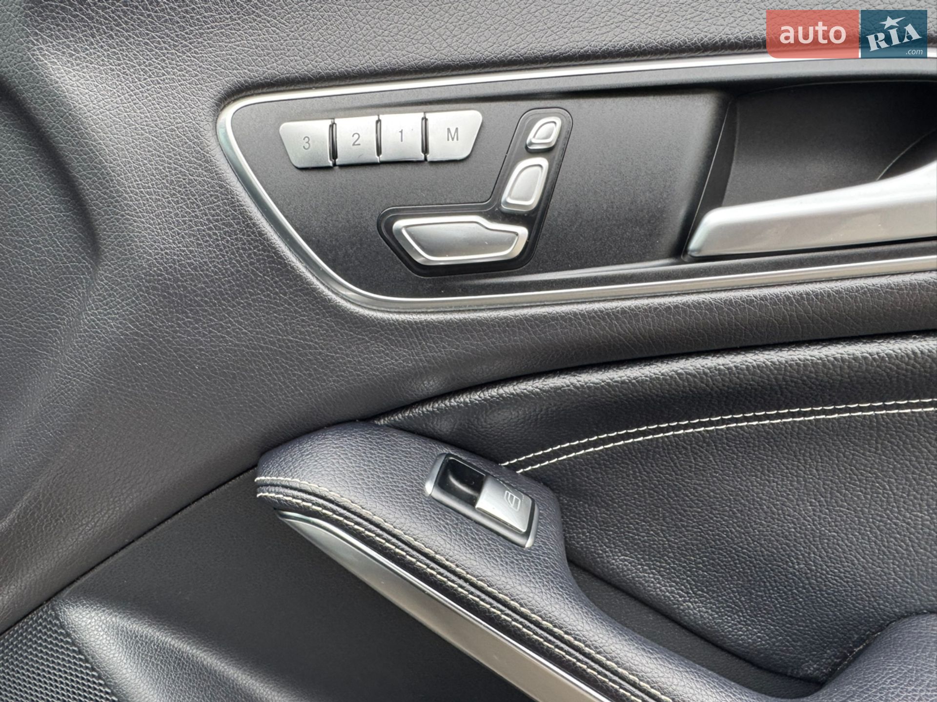 Mercedes-Benz CLA-Class 2017 VIN WDDSJ4GB1JN547289 фото оголошення 37 з 45