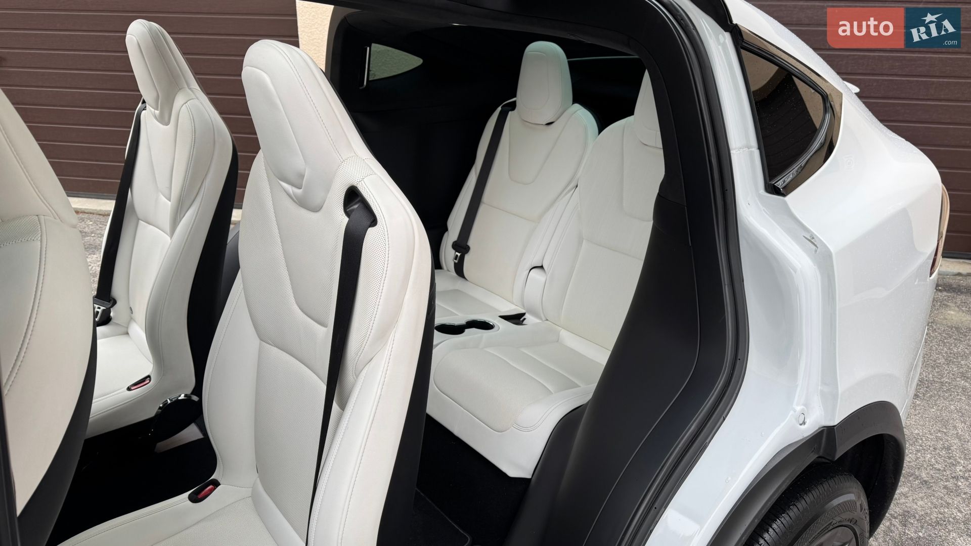 Tesla Model X 2021 VIN 5YJXCBE51MF326726 фото оголошення 15 з 24
