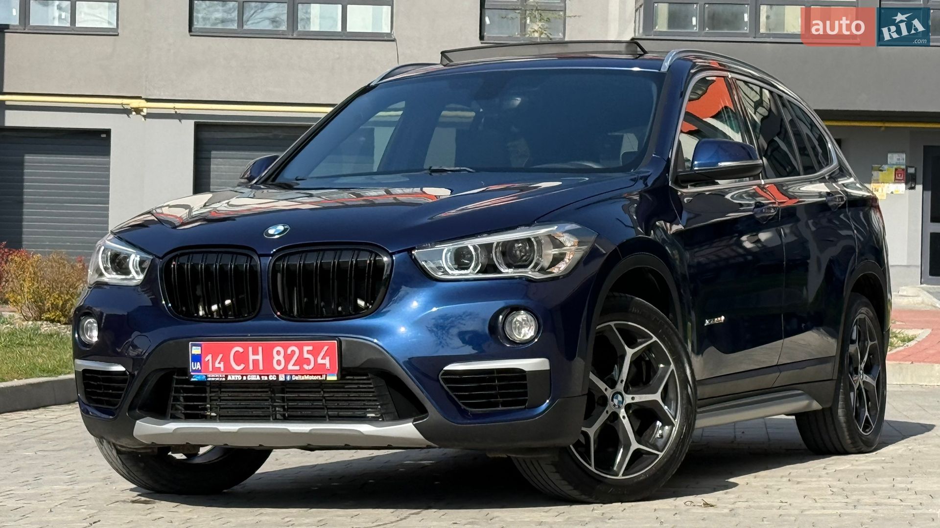 BMW X1 2018 VIN WBXHT3C36J5L25454 фото оголошення 8 з 40