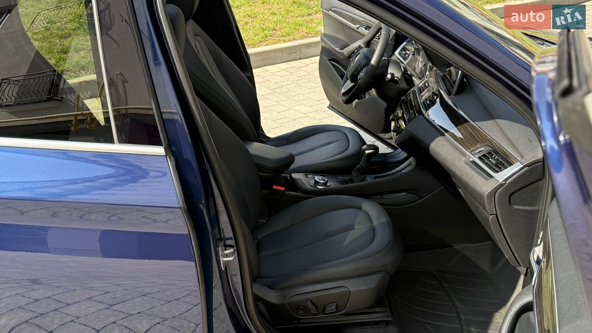 BMW X1 2018 VIN WBXHT3C36J5L25454 фото оголошення 37 з 40