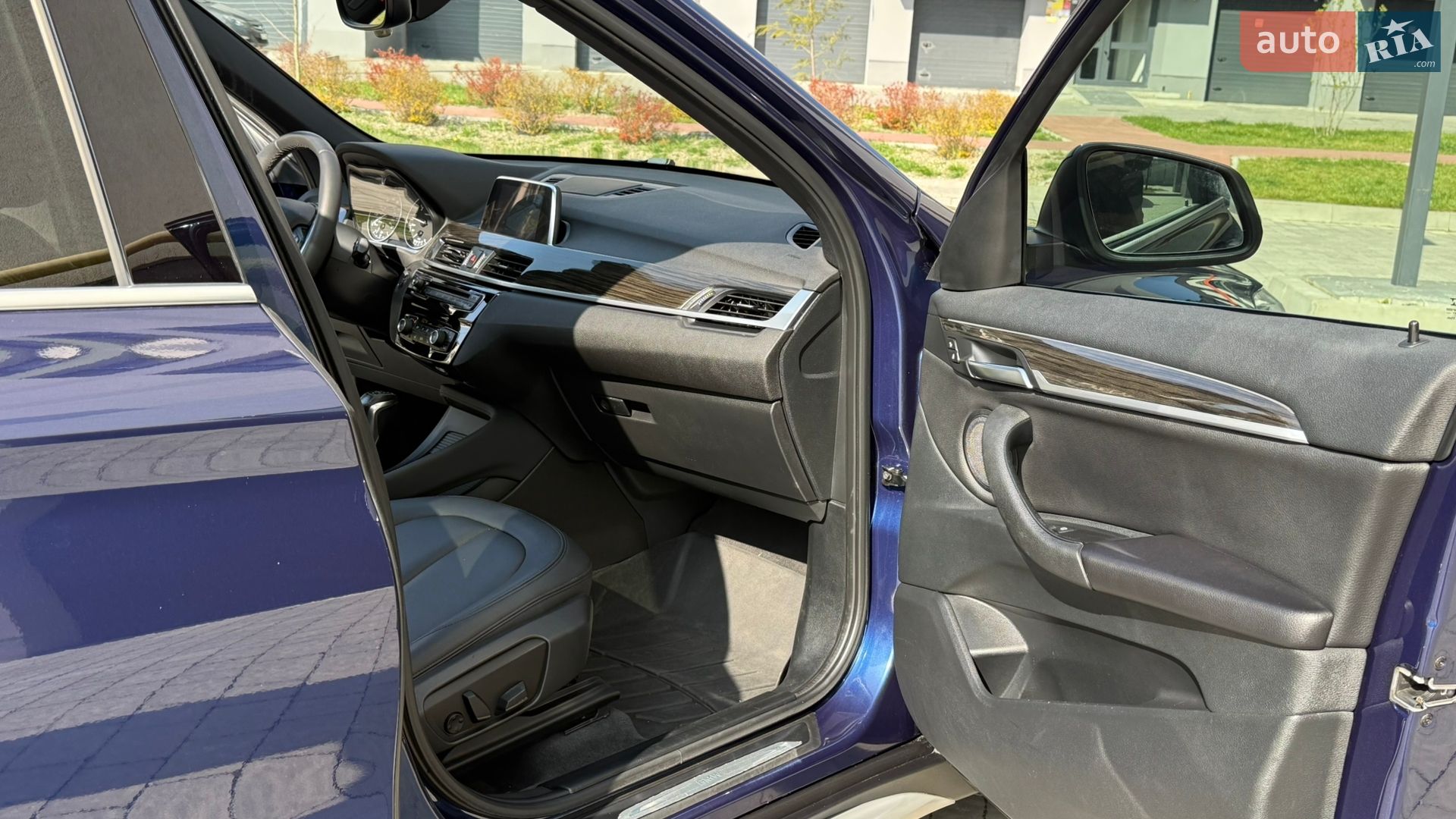 BMW X1 2018 VIN WBXHT3C36J5L25454 фото оголошення 36 з 40
