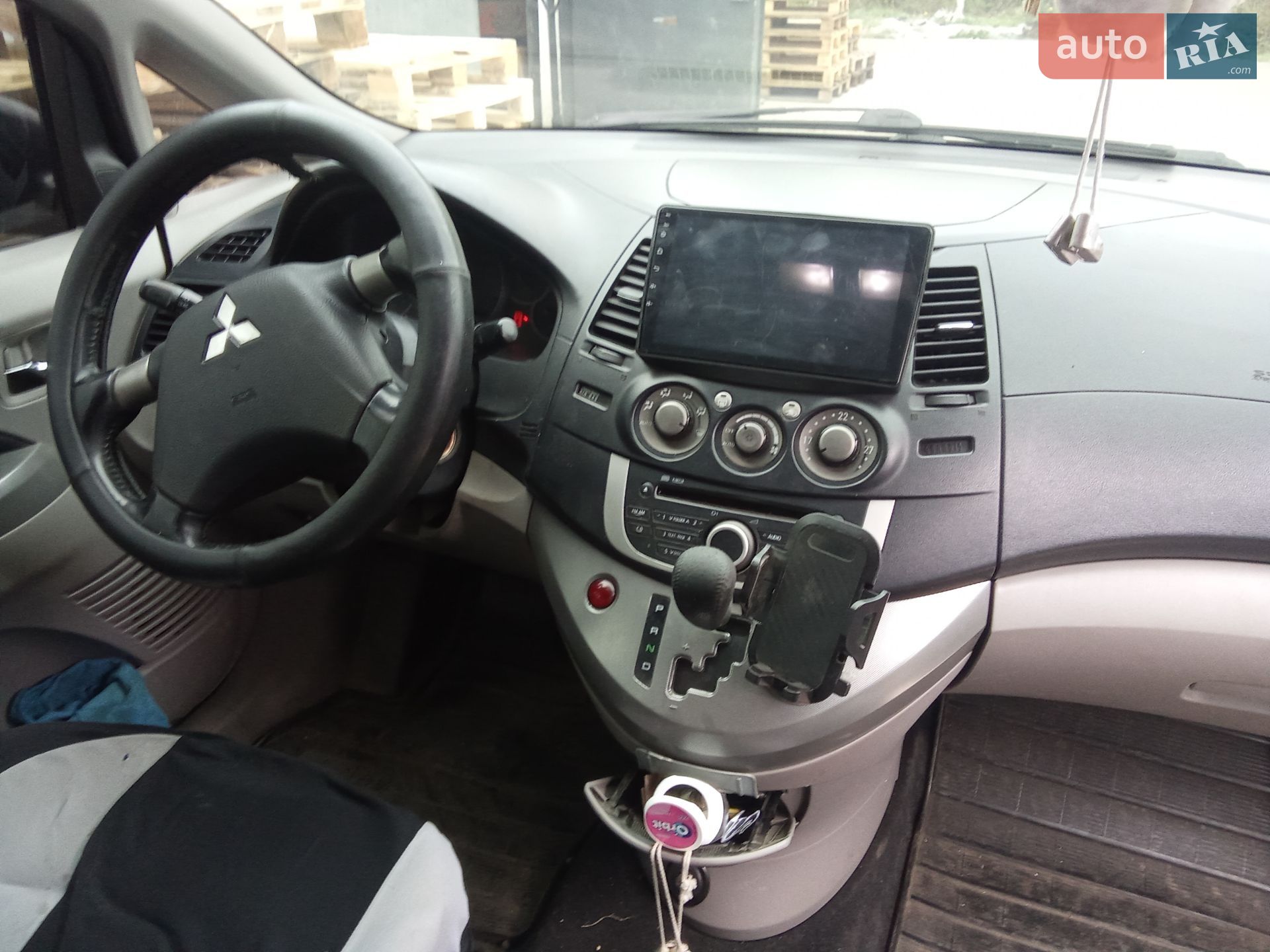 Mitsubishi Grandis 2008 VIN JMBLRNA4W8Z001895 фото оголошення 6 з 7