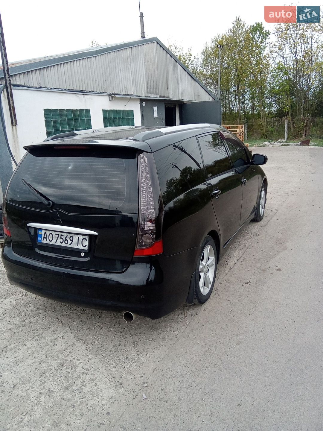 Mitsubishi Grandis 2008 VIN JMBLRNA4W8Z001895 фото оголошення 4 з 7