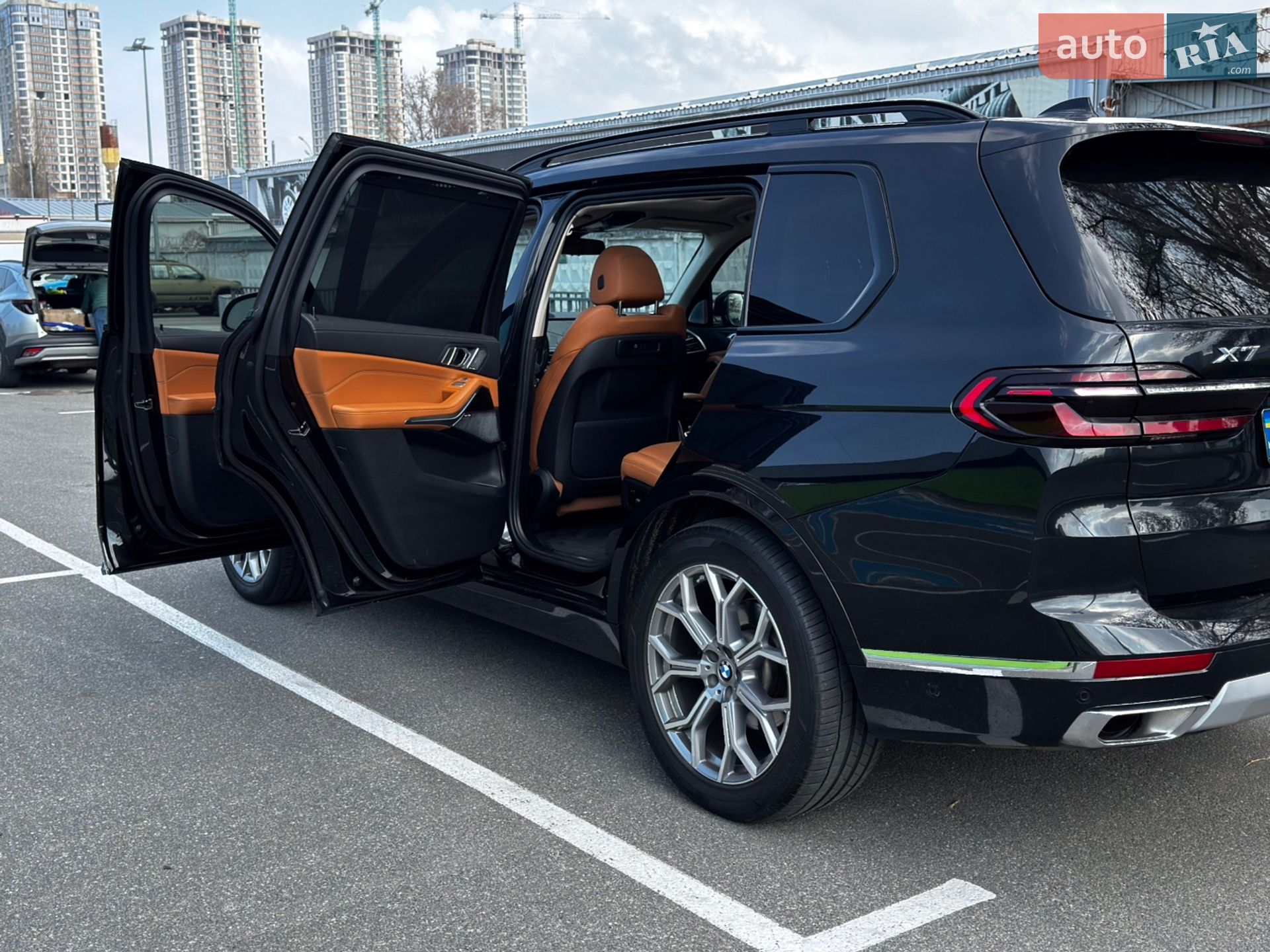 BMW X7 2021 VIN 5UXCW2C06M9H62027 фото оголошення 12 з 32