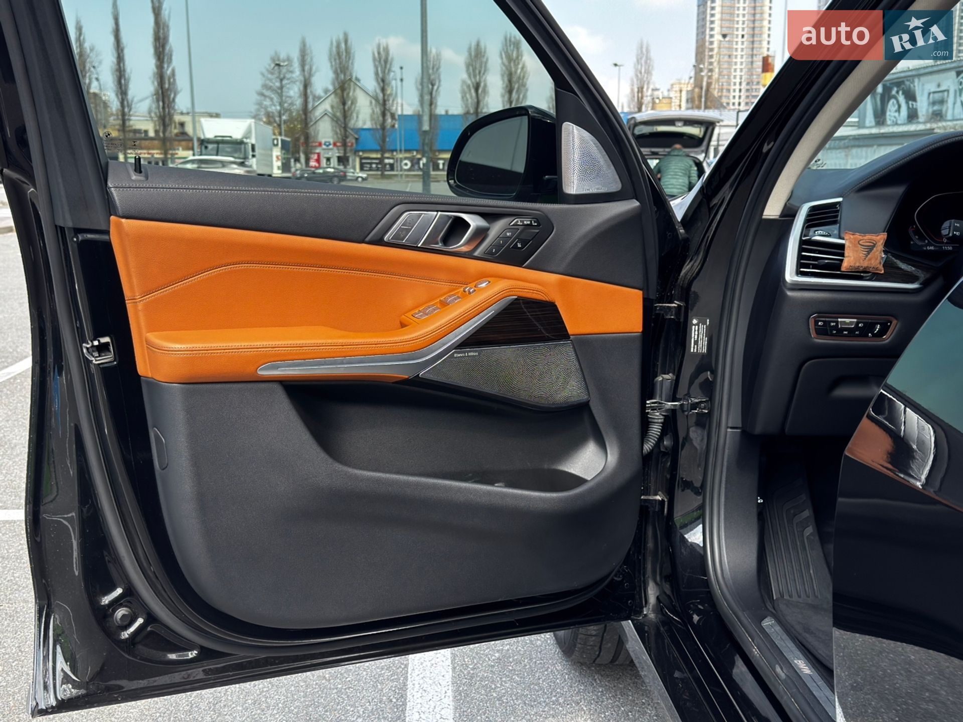 BMW X7 2021 VIN 5UXCW2C06M9H62027 фото оголошення 17 з 32