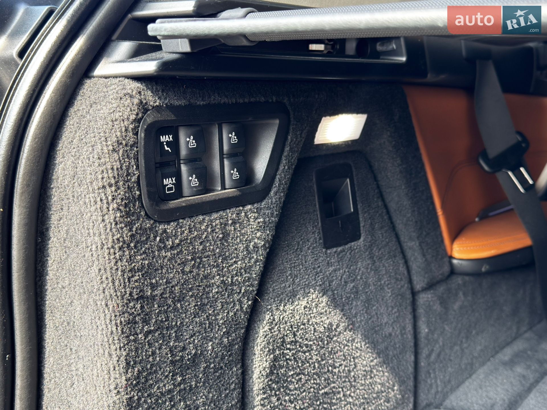 BMW X7 2021 VIN 5UXCW2C06M9H62027 фото оголошення 23 з 32