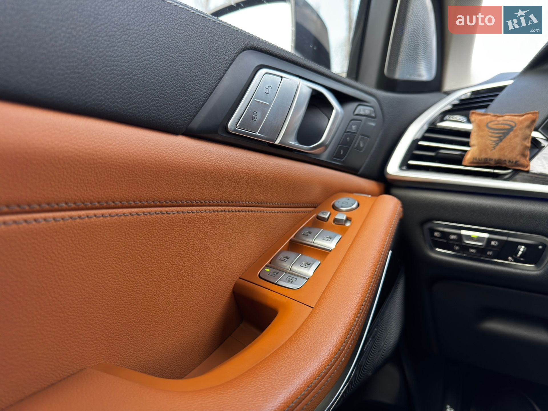 BMW X7 2021 VIN 5UXCW2C06M9H62027 фото оголошення 31 з 32
