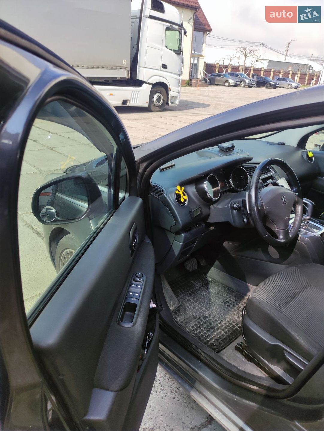 Peugeot 5008 2010 VIN VF30A9HZHAS244444 фото оголошення 18 з 37
