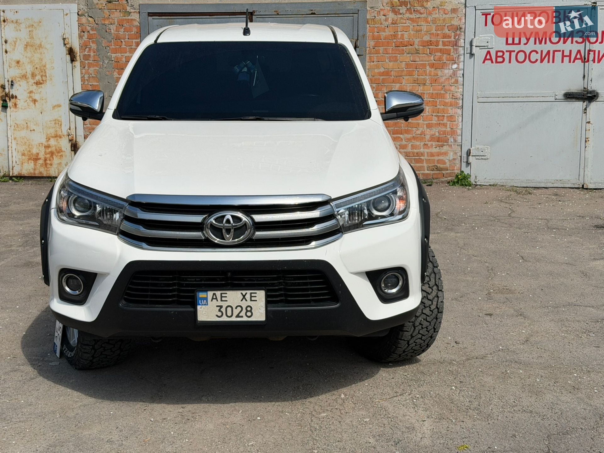 Toyota Hilux 2016 VIN MR0BA3CDX00101019 фото оголошення 7 з 17