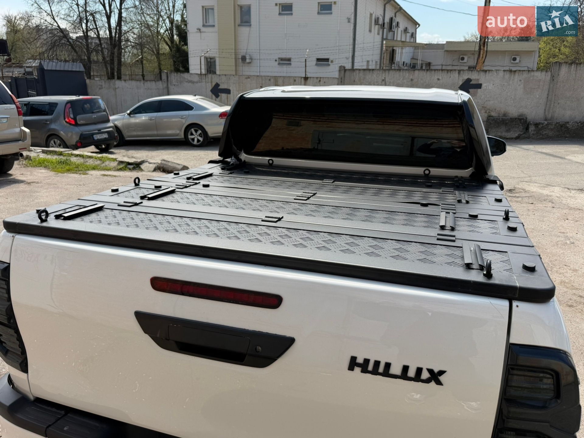 Toyota Hilux 2016 VIN MR0BA3CDX00101019 фото оголошення 6 з 17