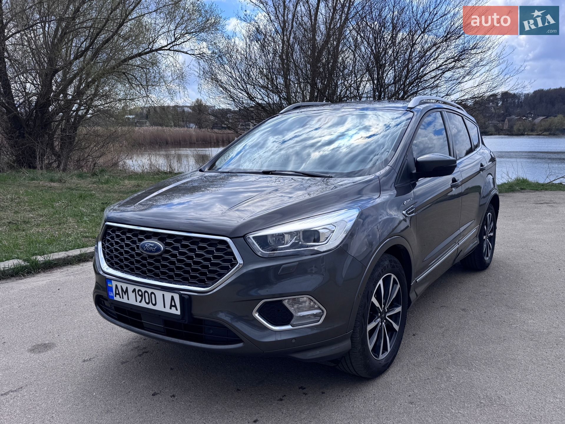 Ford Kuga 2018 VIN WF0AXXWPMAJT65925 фото оголошення 2 з 27