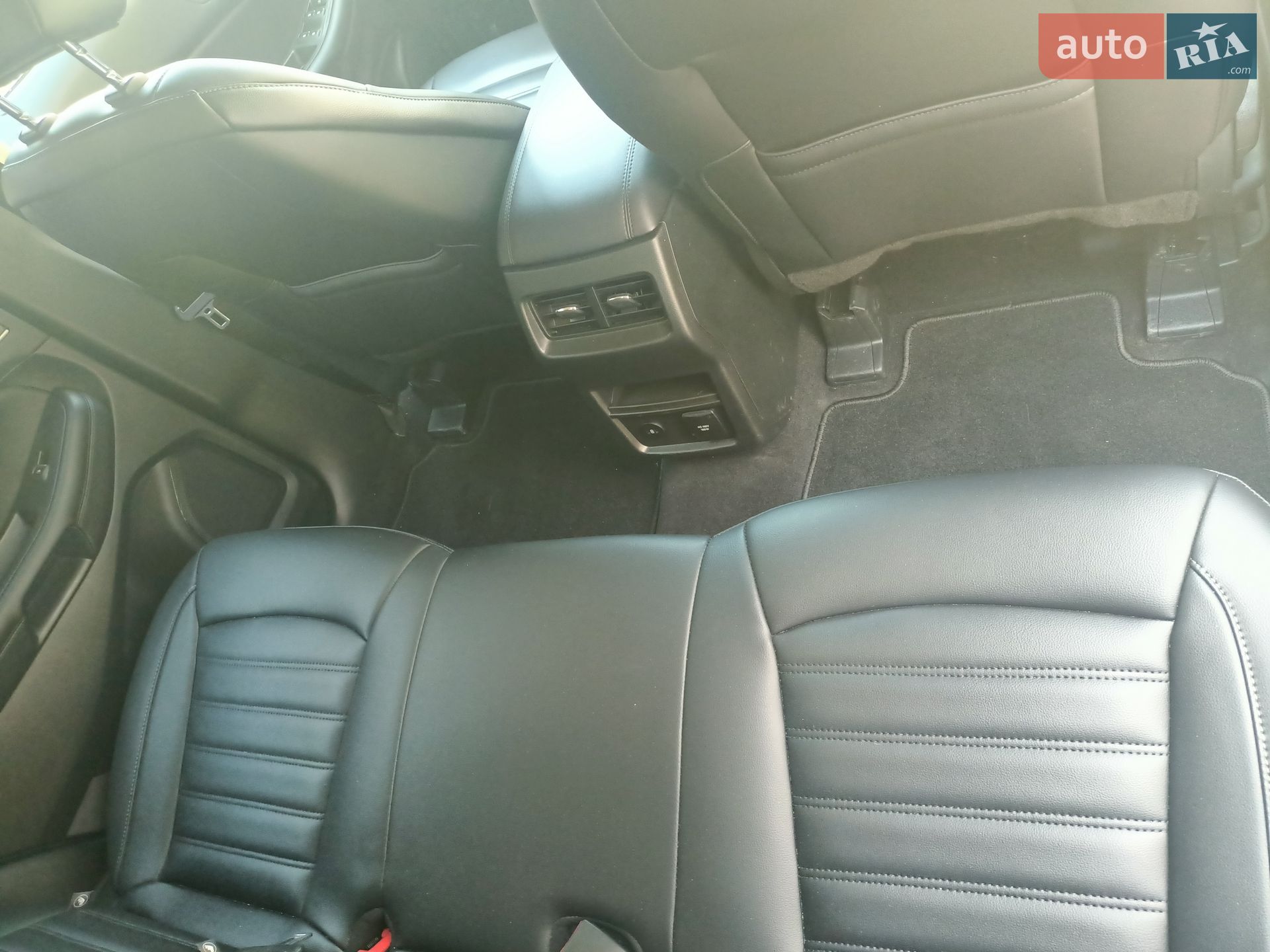 Ford Edge 2024 VIN 2FMPK4J99RBB04992 фото оголошення 19 з 27