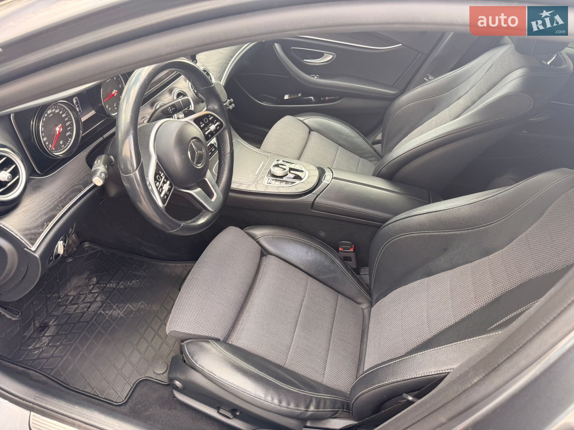 Mercedes-Benz E-Class 2018 VIN WDD2130131A546434 фото оголошення 15 з 24