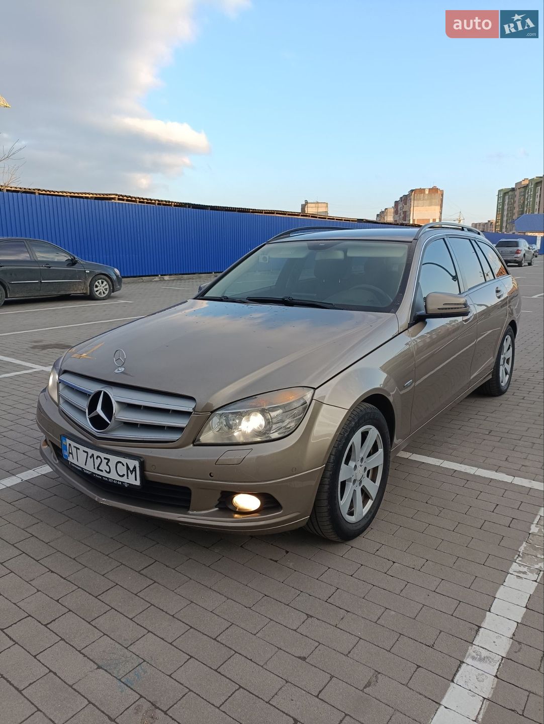 Mercedes-Benz C-Class 2010 VIN WDD2042021F532948 фото оголошення 6 з 16