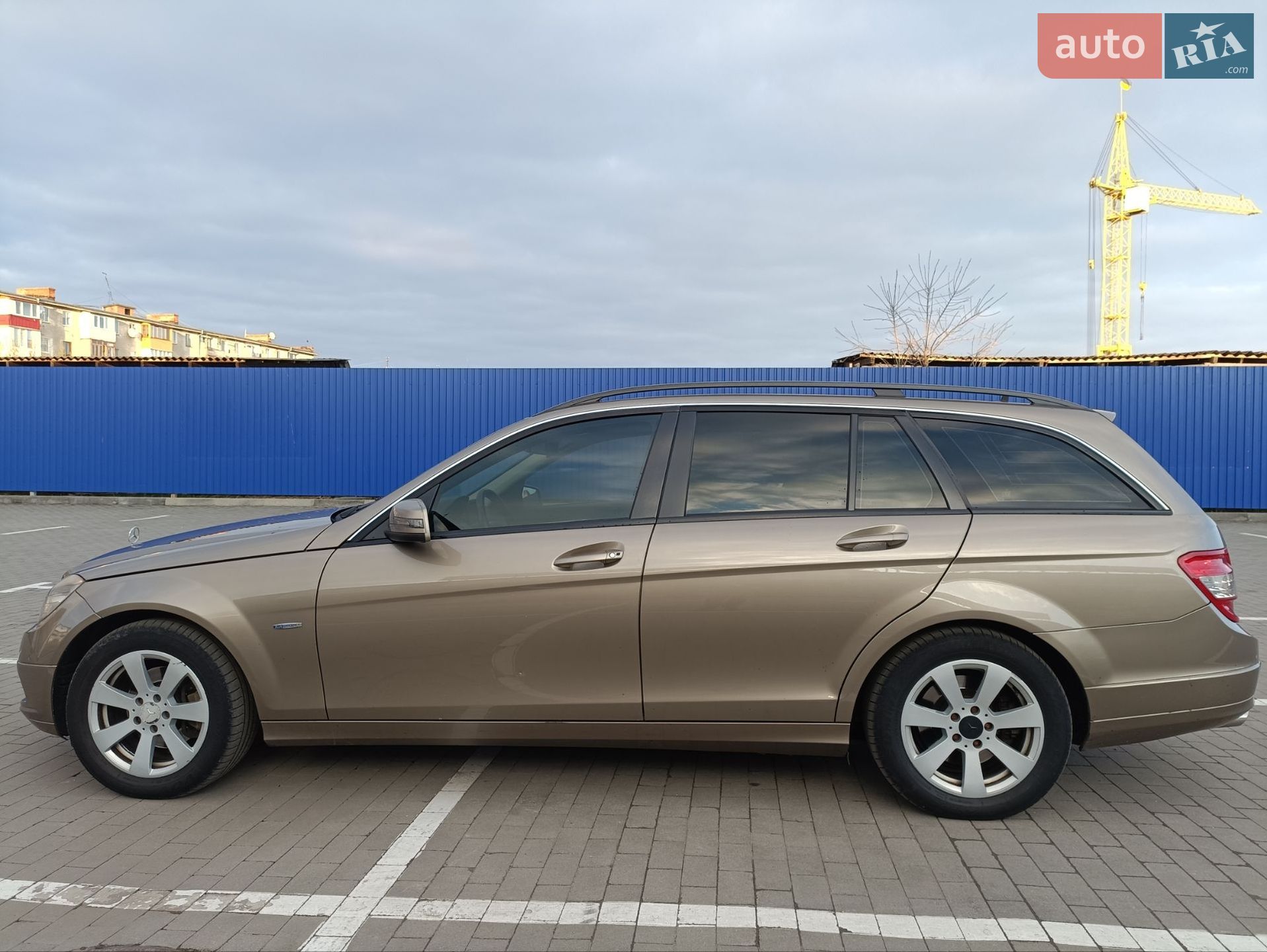 Mercedes-Benz C-Class 2010 VIN WDD2042021F532948 фото оголошення 5 з 16