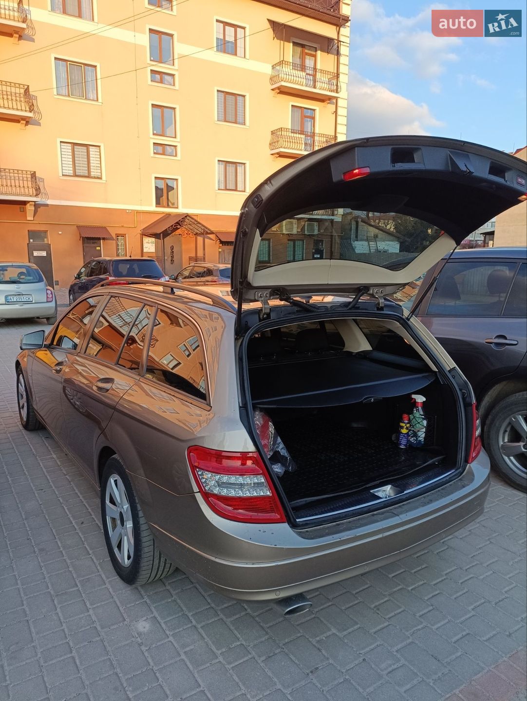 Mercedes-Benz C-Class 2010 VIN WDD2042021F532948 фото оголошення 15 з 16