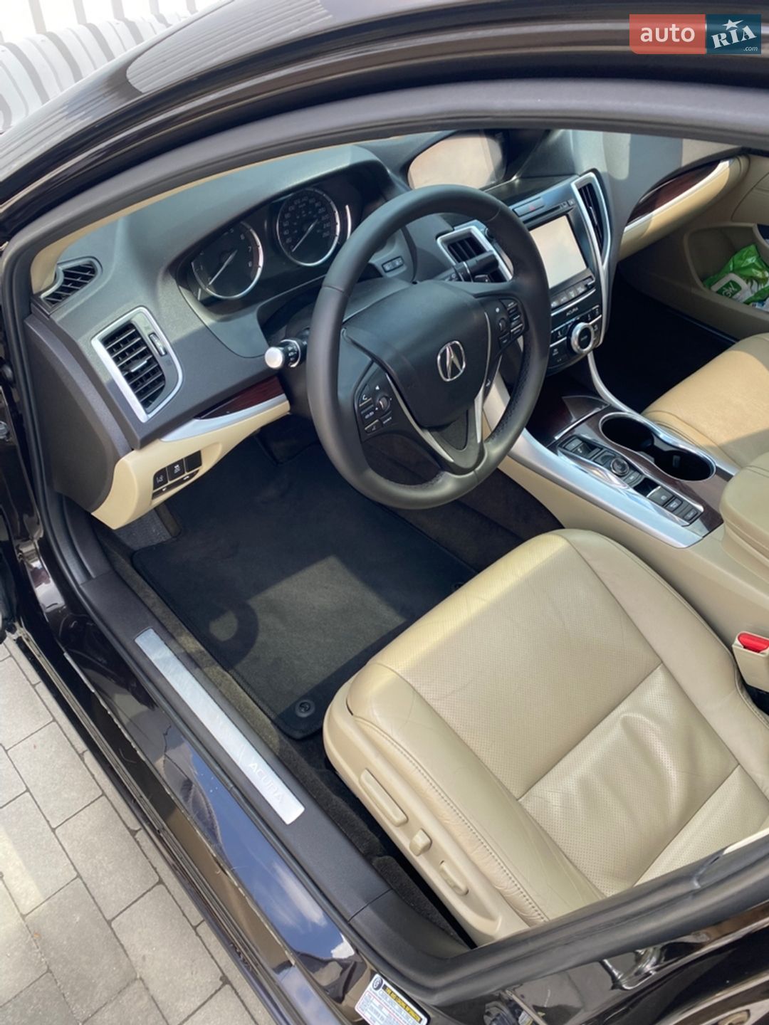 Acura TLX 2017 VIN 19UUB3F59HA003292 фото оголошення 24 з 26