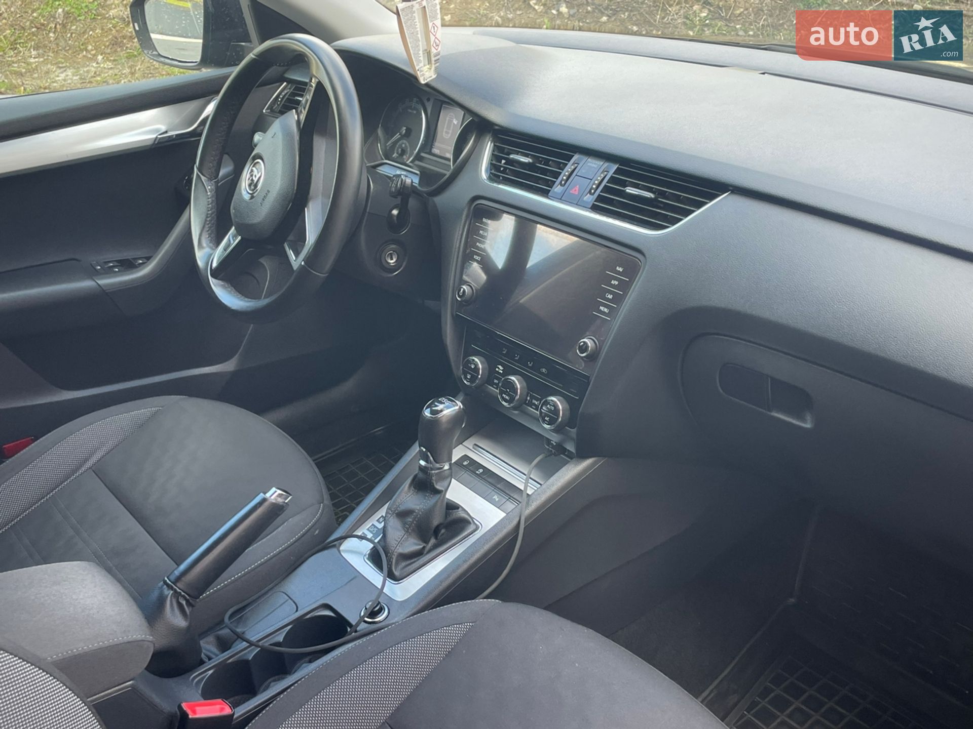 Skoda Octavia 2018 VIN TMBJJ7NE5K0111256 фото оголошення 17 з 26