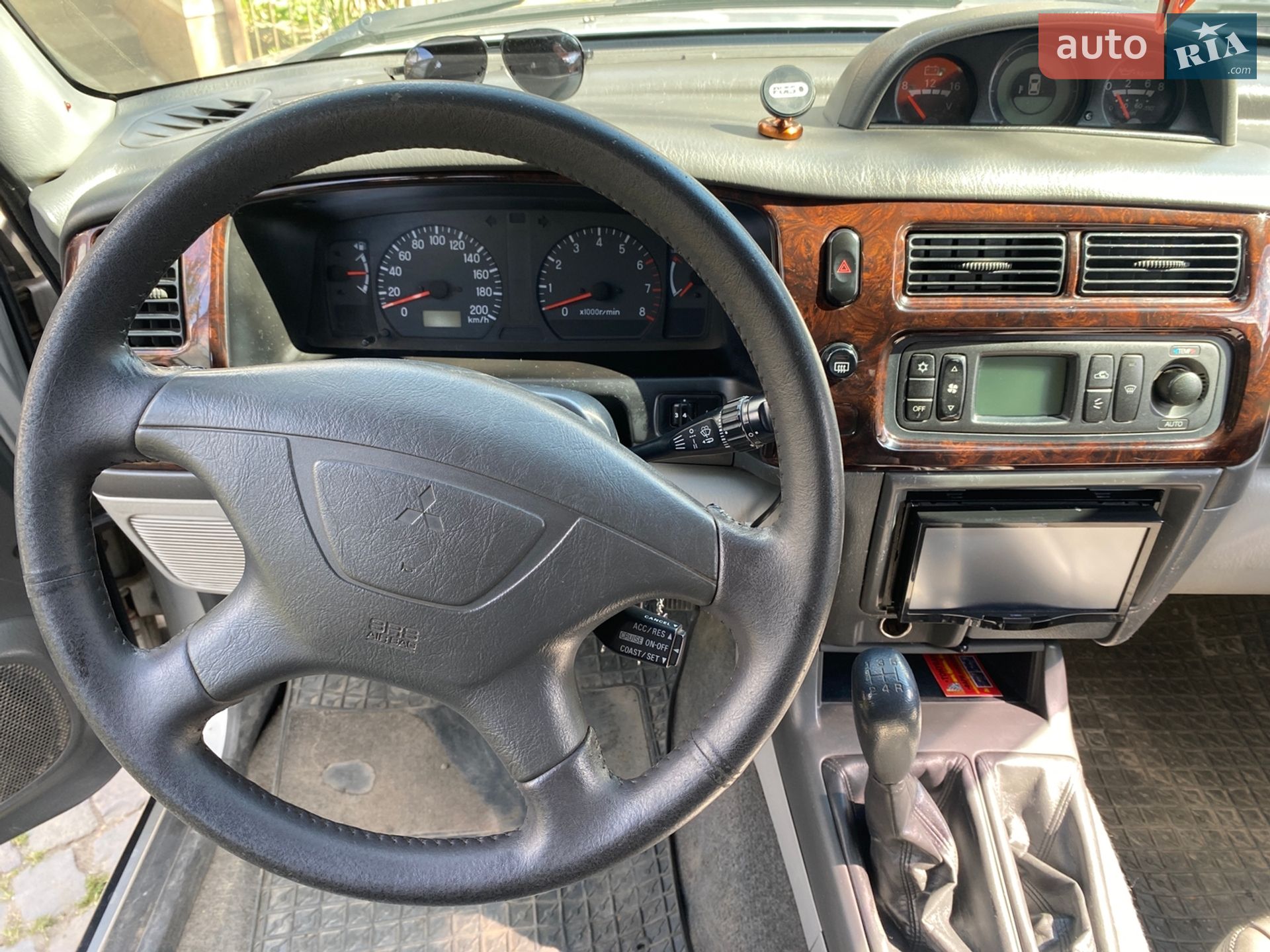 Mitsubishi Pajero Sport 2003 VIN JMB0NK9603J000301 фото оголошення 11 з 25