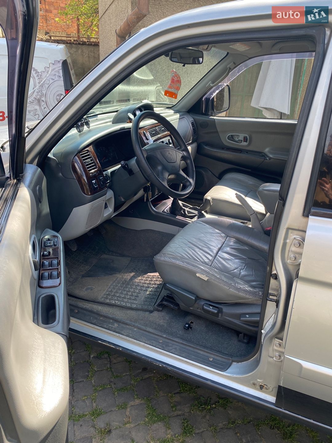 Mitsubishi Pajero Sport 2003 VIN JMB0NK9603J000301 фото оголошення 12 з 25