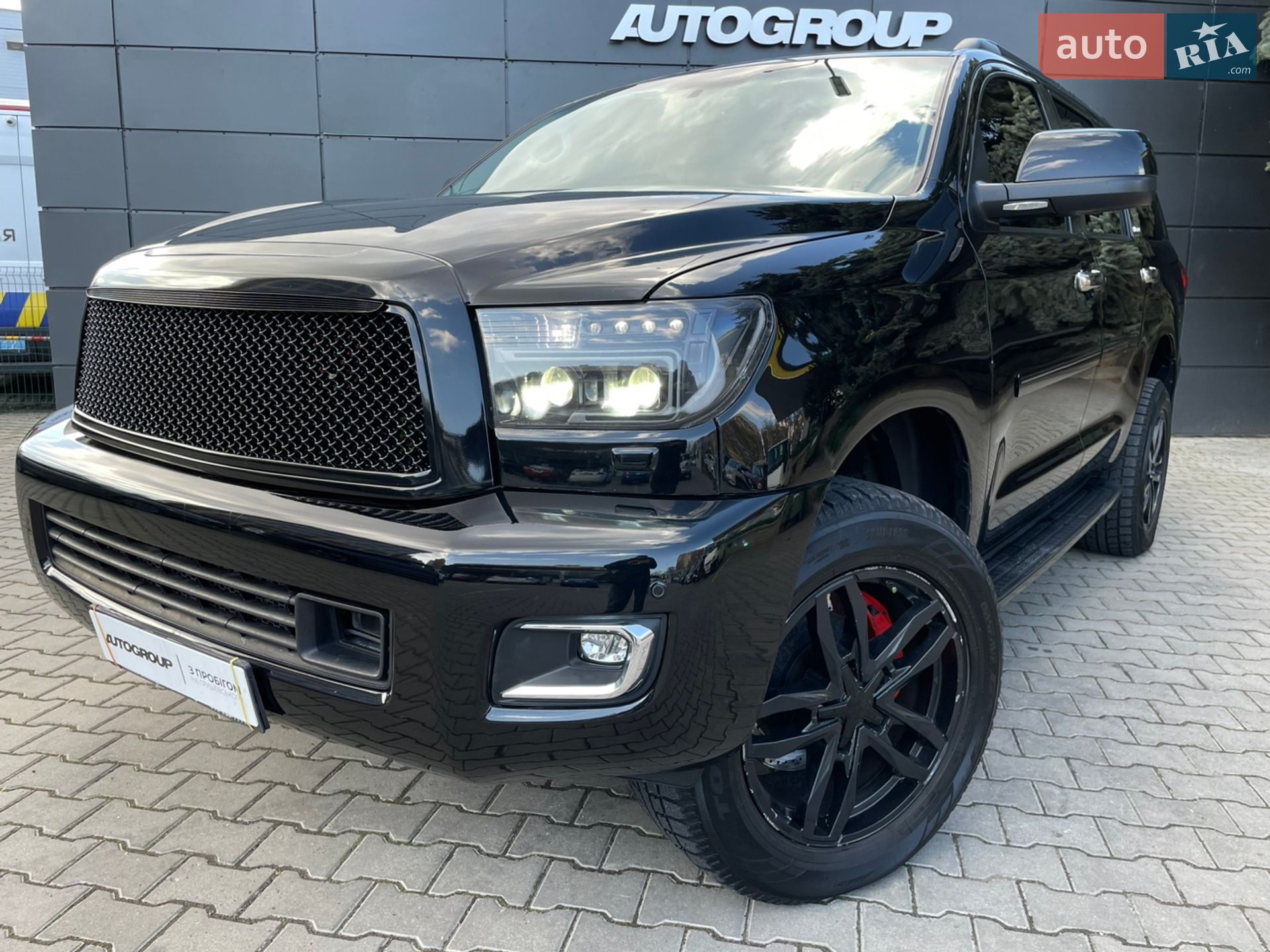 Toyota Sequoia 2011 VIN 5TDDW5G15CS057758 фото оголошення 8 з 42