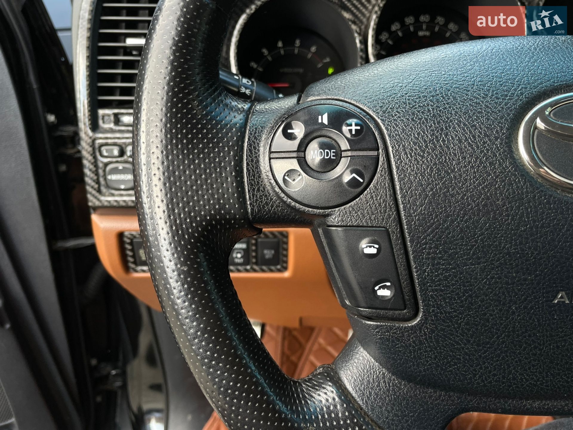 Toyota Sequoia 2011 VIN 5TDDW5G15CS057758 фото оголошення 24 з 42