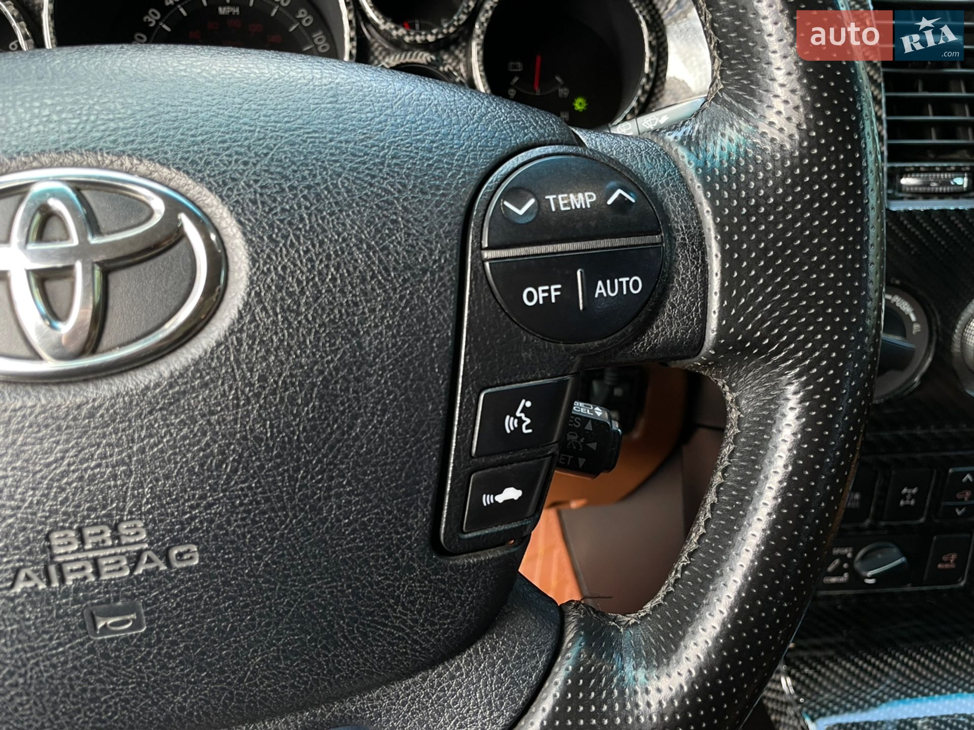 Toyota Sequoia 2011 VIN 5TDDW5G15CS057758 фото оголошення 26 з 42