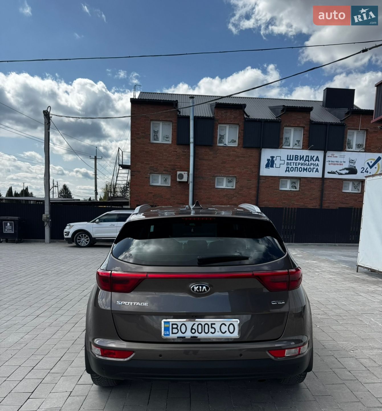 Kia Sportage 2017 VIN U5YPH813DHL374687 фото оголошення 2 з 9