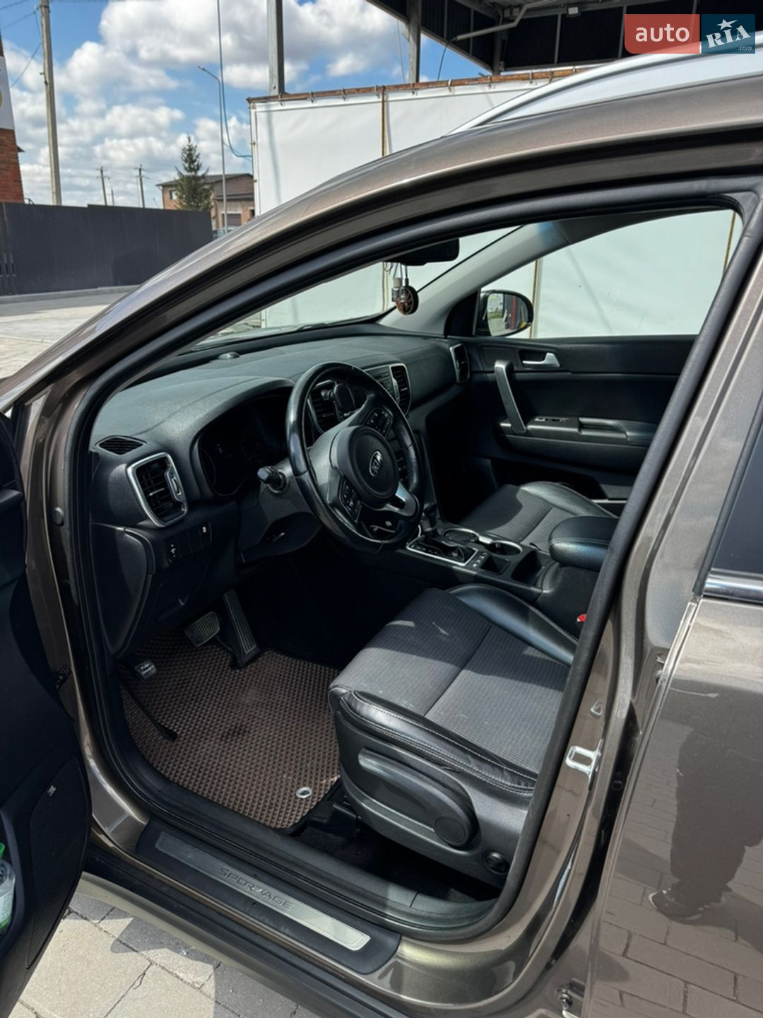 Kia Sportage 2017 VIN U5YPH813DHL374687 фото оголошення 8 з 9