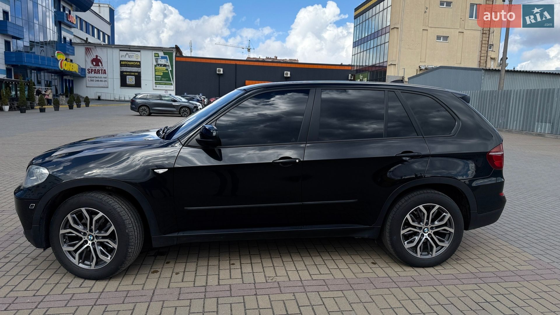 BMW X5 2011 VIN WBAZW61040L566908 фото оголошення 3 з 27