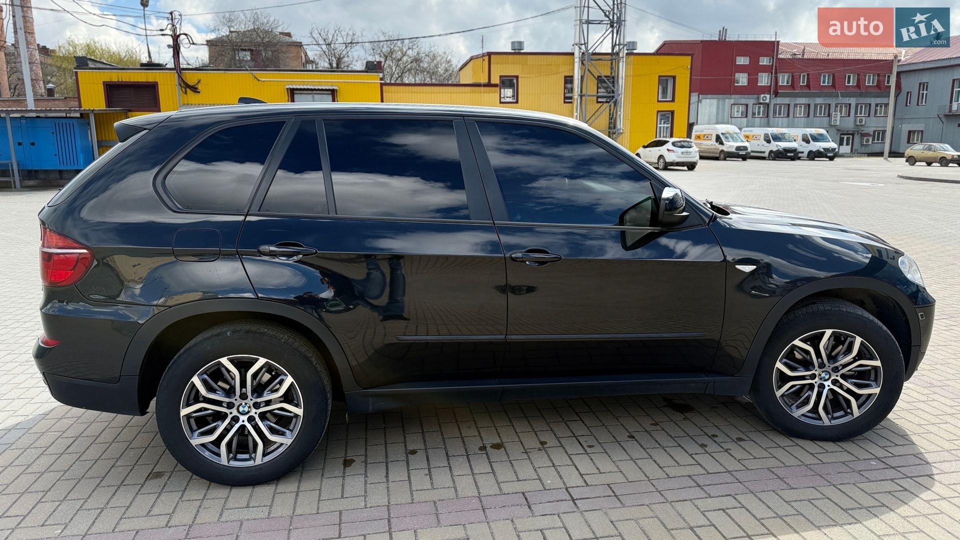 BMW X5 2011 VIN WBAZW61040L566908 фото оголошення 7 з 27