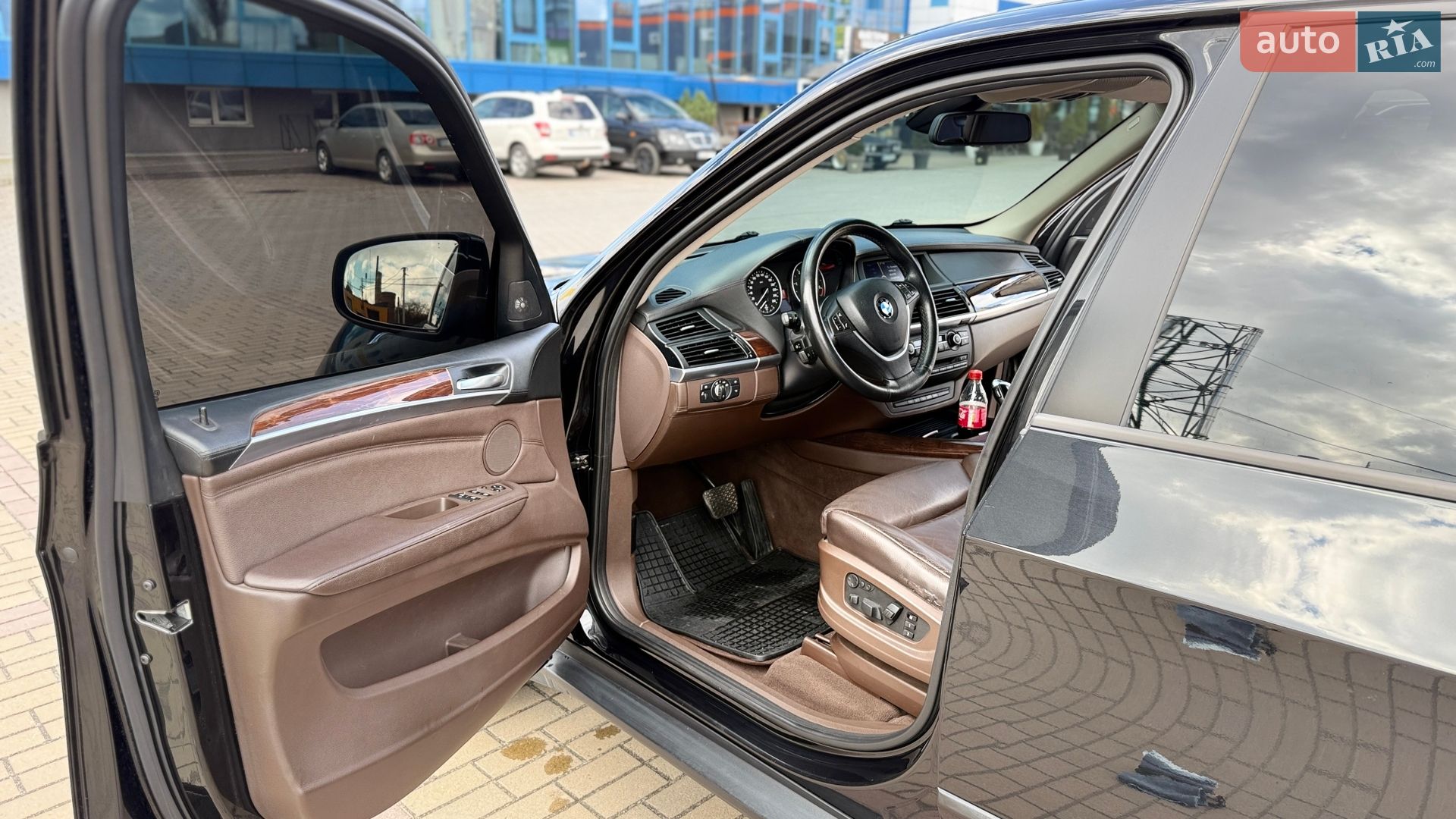 BMW X5 2011 VIN WBAZW61040L566908 фото оголошення 9 з 27