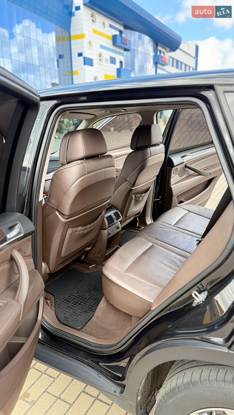 BMW X5 2011 VIN WBAZW61040L566908 фото оголошення 10 з 27