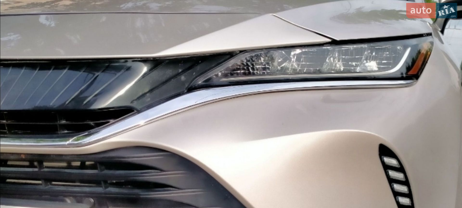 Toyota Venza 2022 VIN JTEAAAAHXNJ102740 фото оголошення 2 з 45