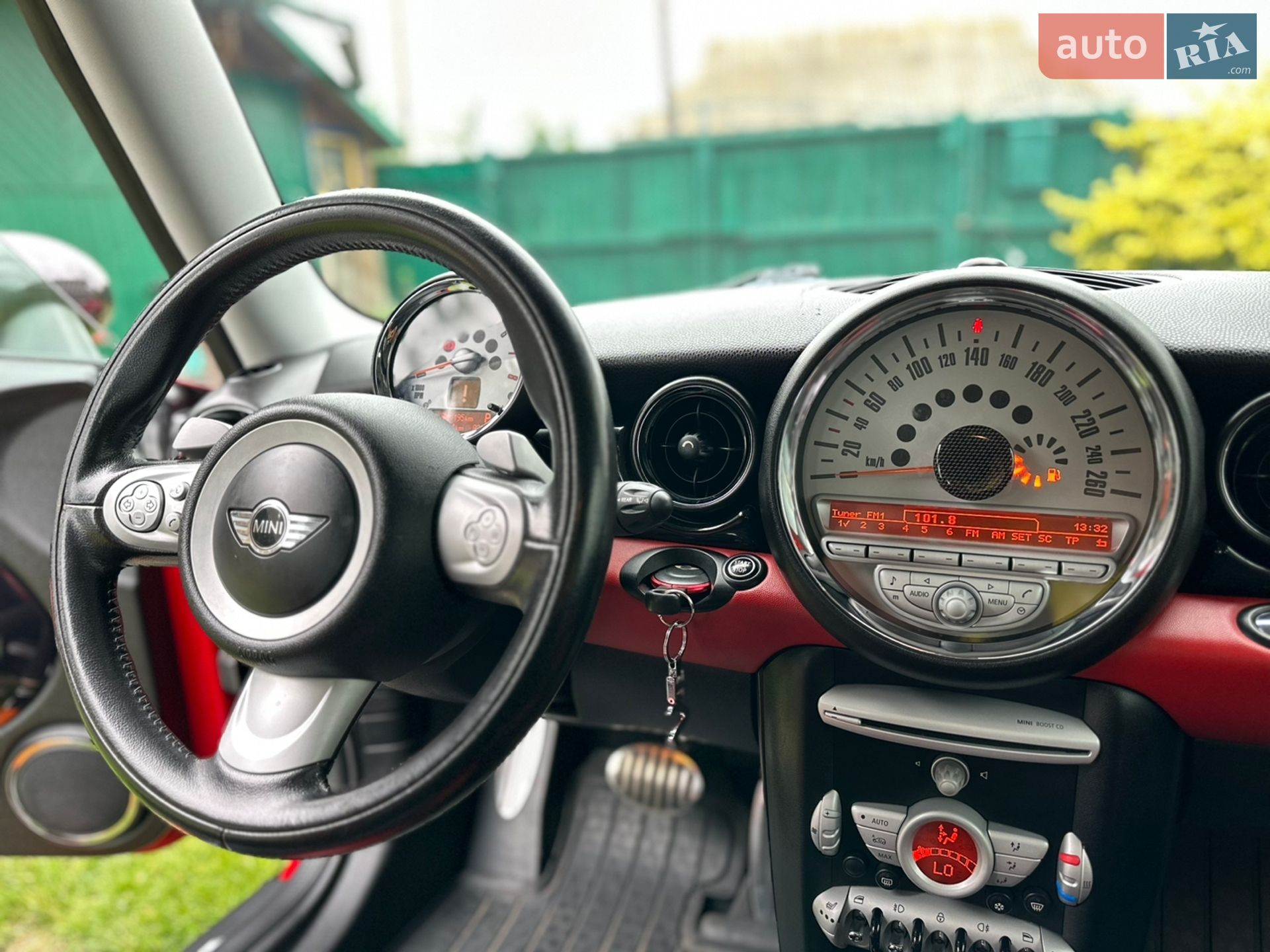 Mini Cooper 2008 VIN WMWMF71080TU91386 фото оголошення 15 з 16