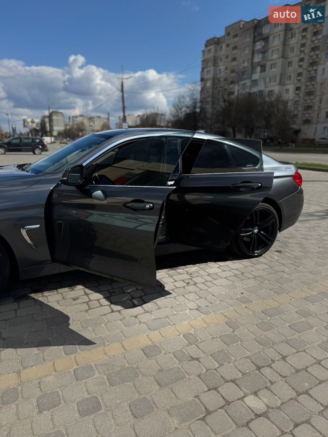 BMW 4 Series Gran Coupe 2015 VIN WBA4A7C52FD415656 фото оголошення 12 з 49