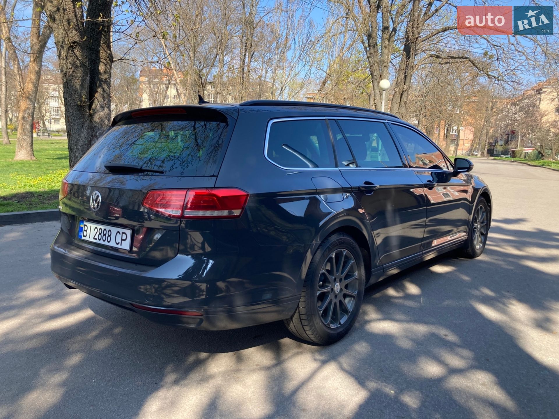 Volkswagen Passat 2018 VIN WVWZZZ3CZJP010146 фото оголошення 28 з 67