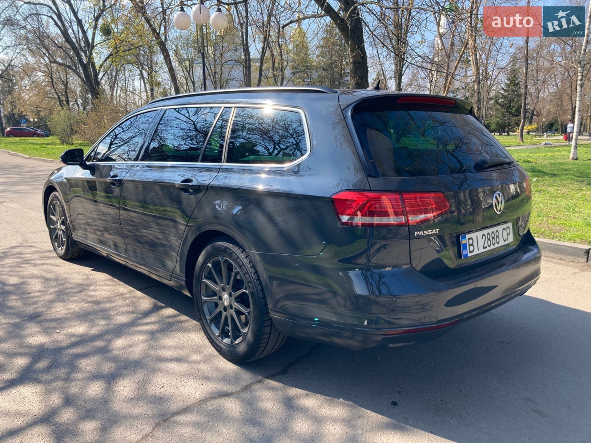Volkswagen Passat 2018 VIN WVWZZZ3CZJP010146 фото оголошення 18 з 67