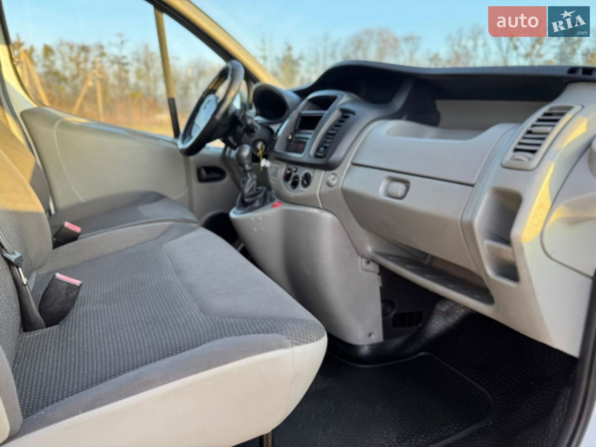 Opel Vivaro 2013 VIN W0LJ7B4AADV629658 фото оголошення 2 з 13