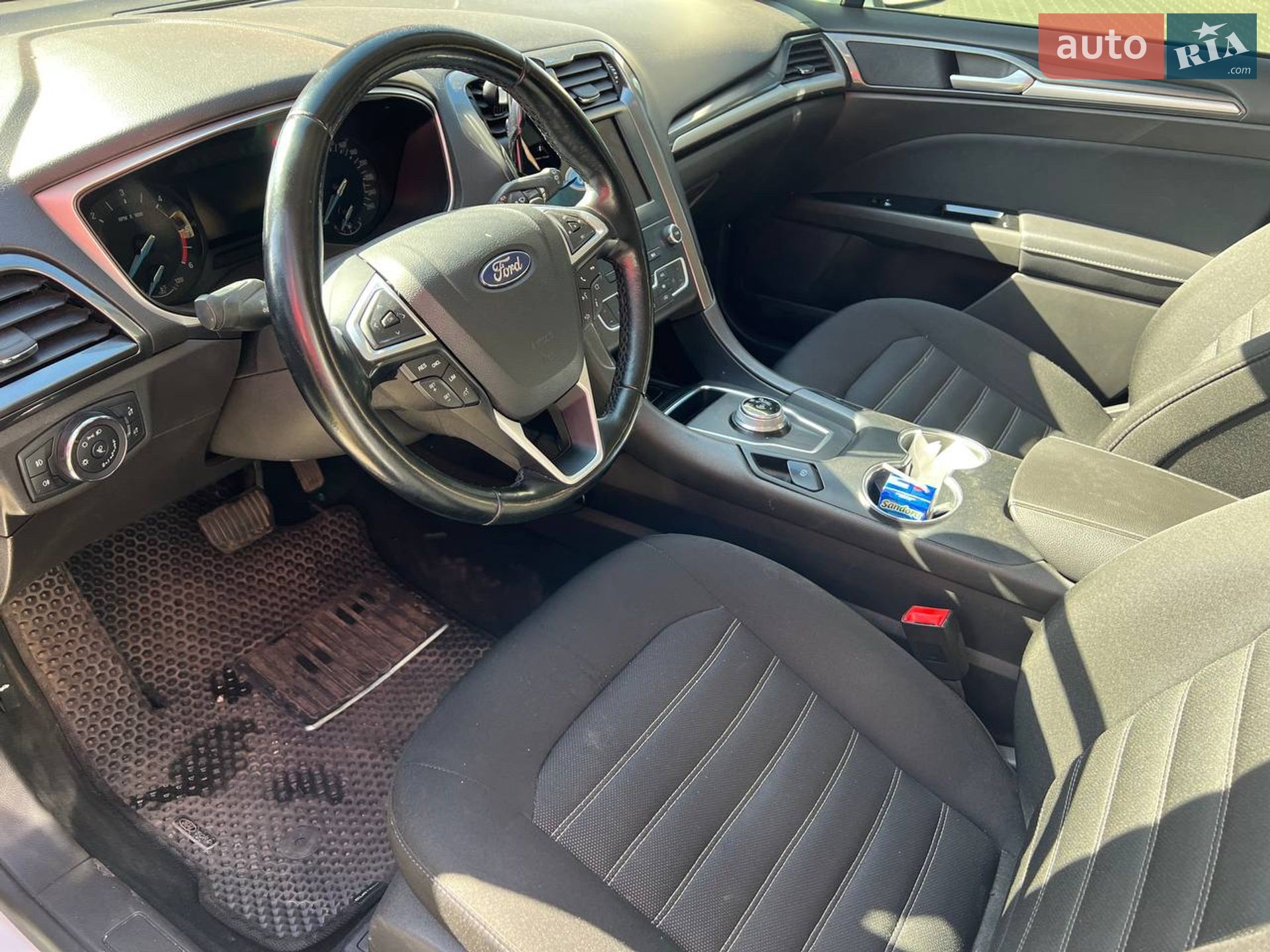 Ford Mondeo 2019 VIN WF0FXXWPCFKL08752 фото оголошення 6 з 16