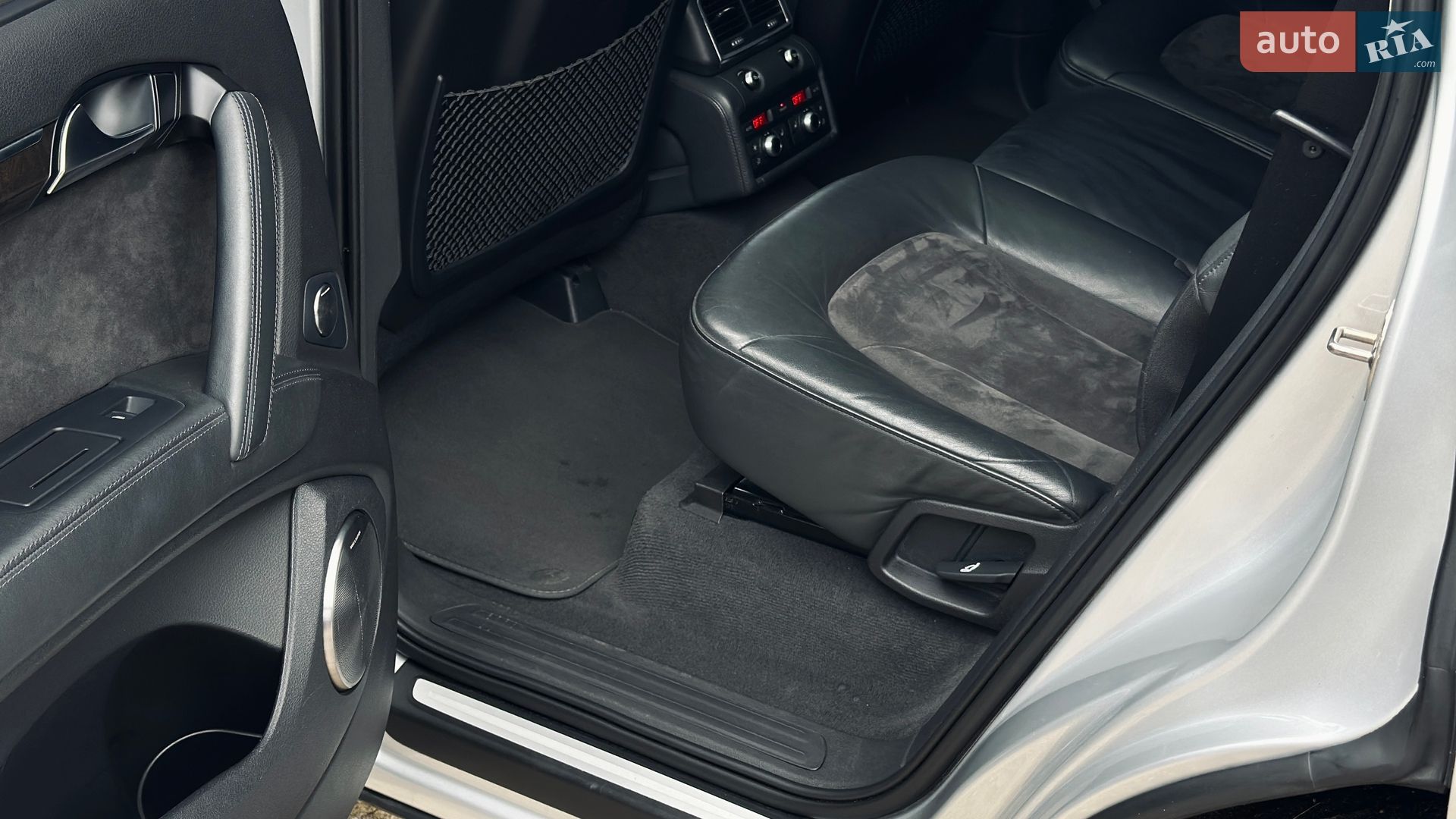 Audi Q7 2010 VIN WAUZZZ4L8BD010502 фото оголошення 38 з 66