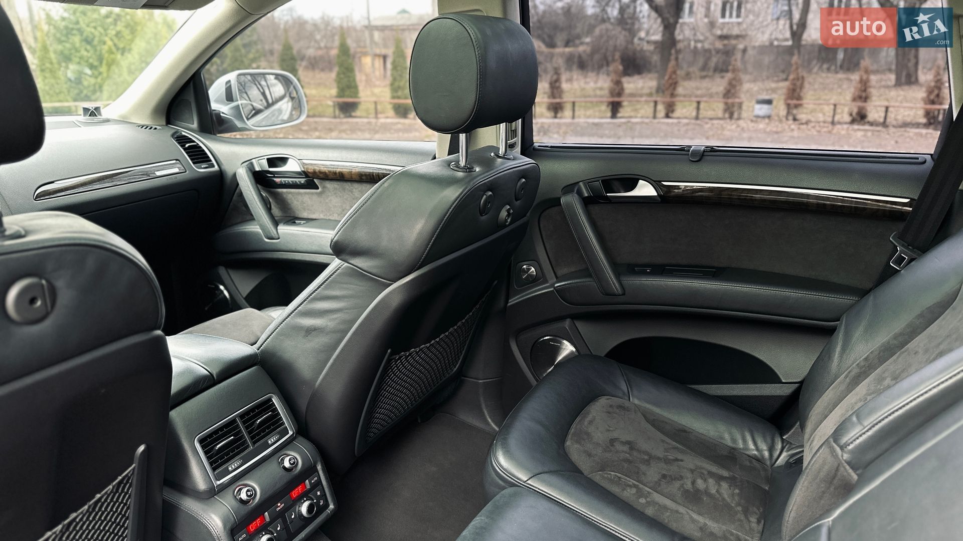 Audi Q7 2010 VIN WAUZZZ4L8BD010502 фото оголошення 45 з 66