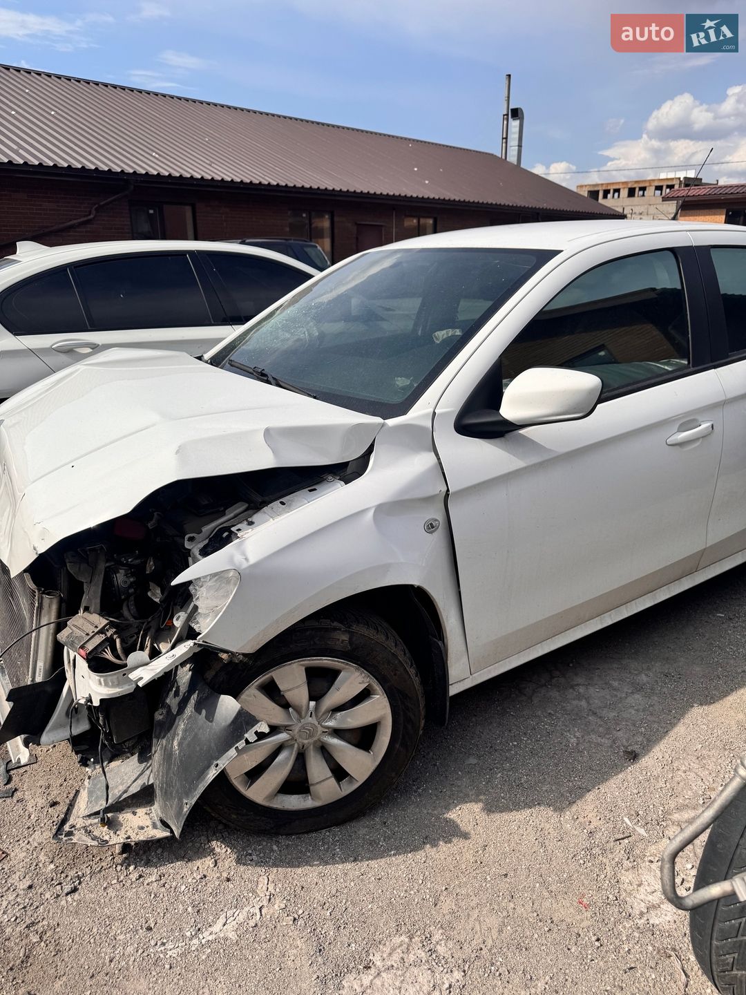 Citroen C-Elysee 2019 VIN VF7DDNFP0KJ853378 фото оголошення 2 з 6