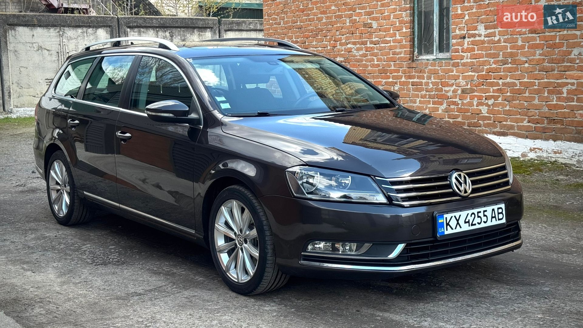 Volkswagen Passat 2011 VIN WVWZZZ3CZCE086972 фото оголошення 2 з 19