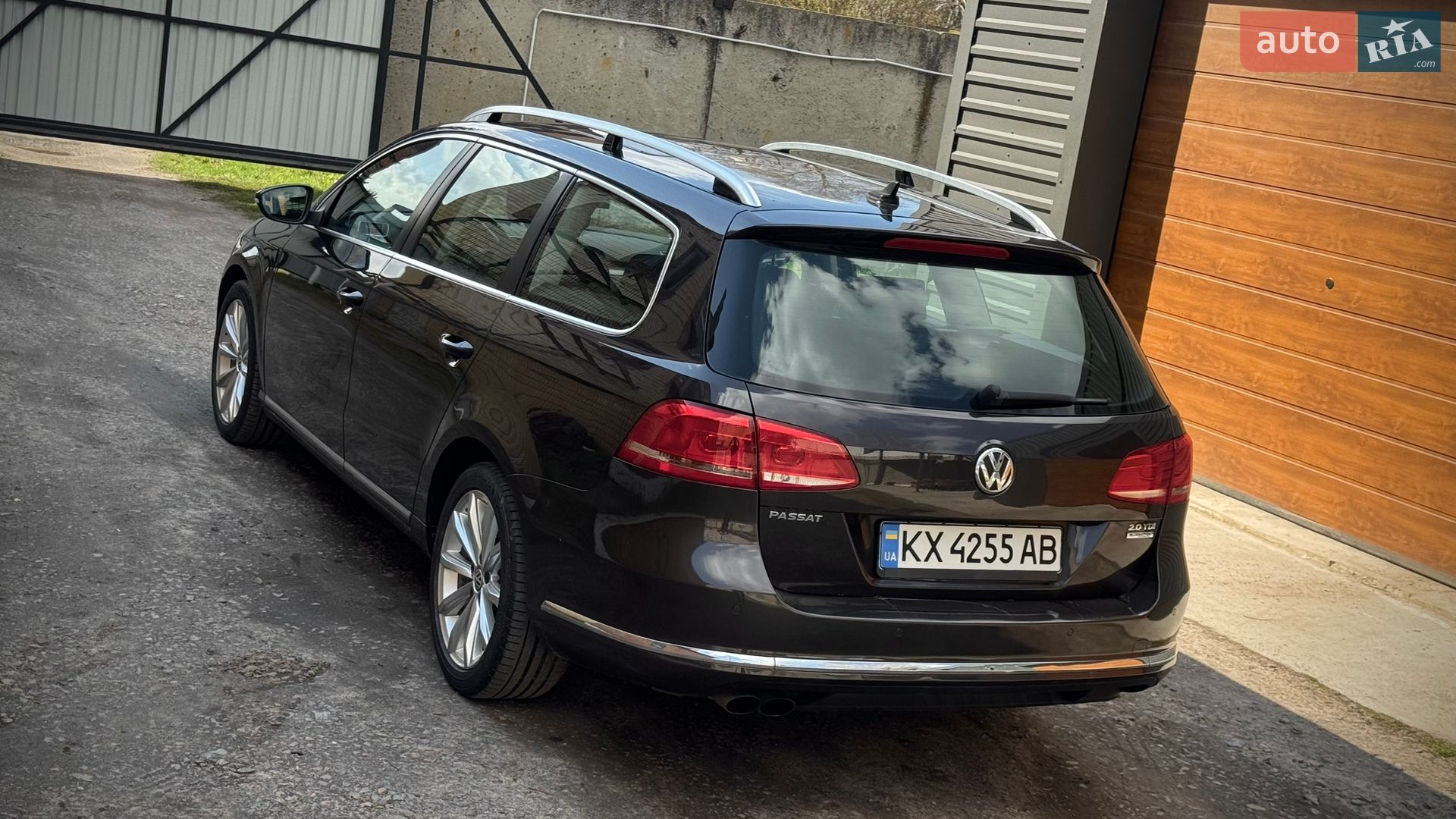 Volkswagen Passat 2011 VIN WVWZZZ3CZCE086972 фото оголошення 4 з 19